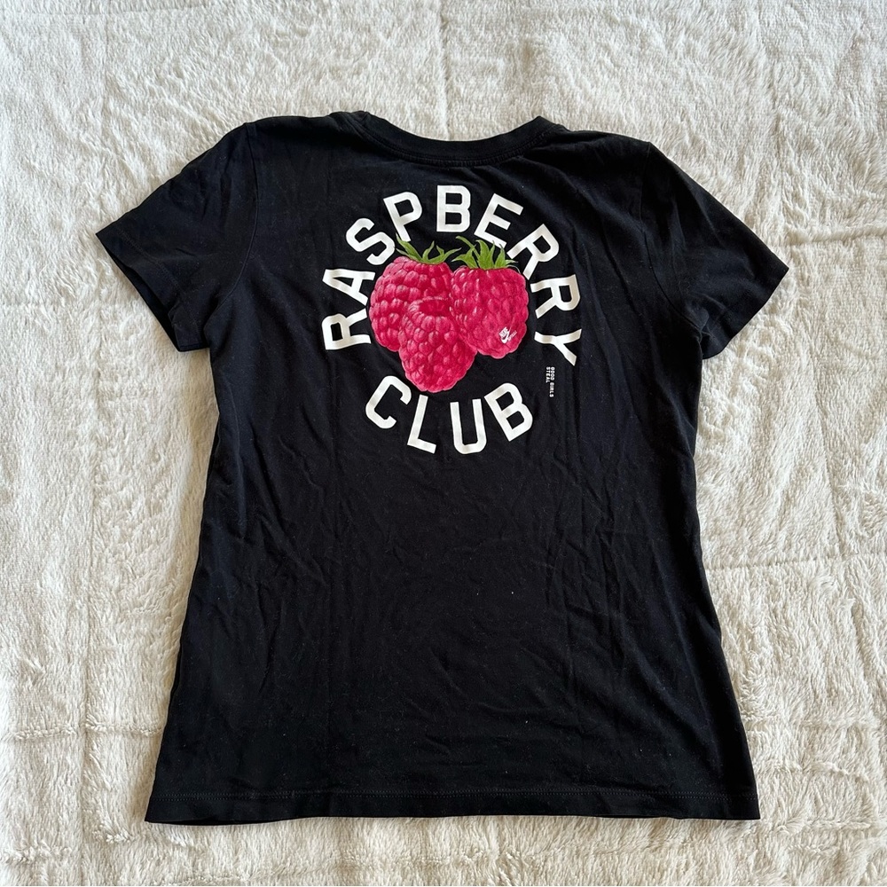 Nike Dri-fit Softball Raspberry Club T-shirt, XS - Picture 5 of 6